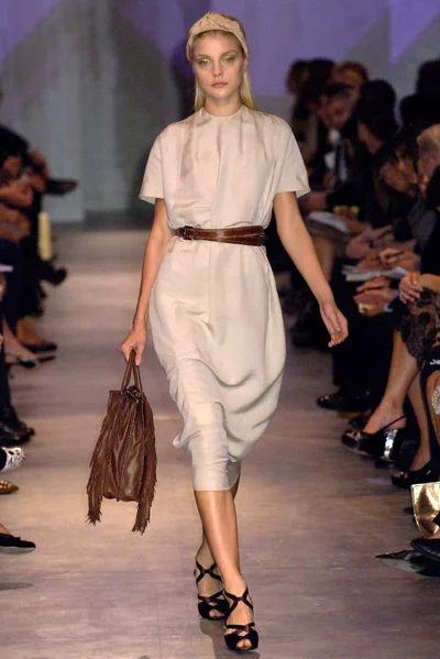 Look 13